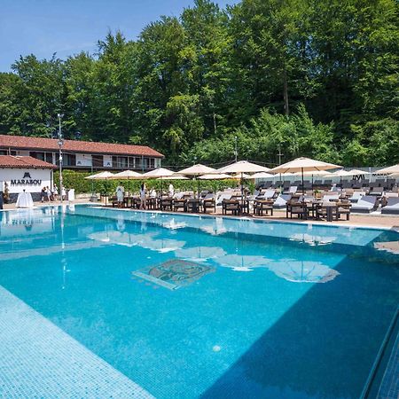 Marabou Resort براشوف المظهر الخارجي الصورة
